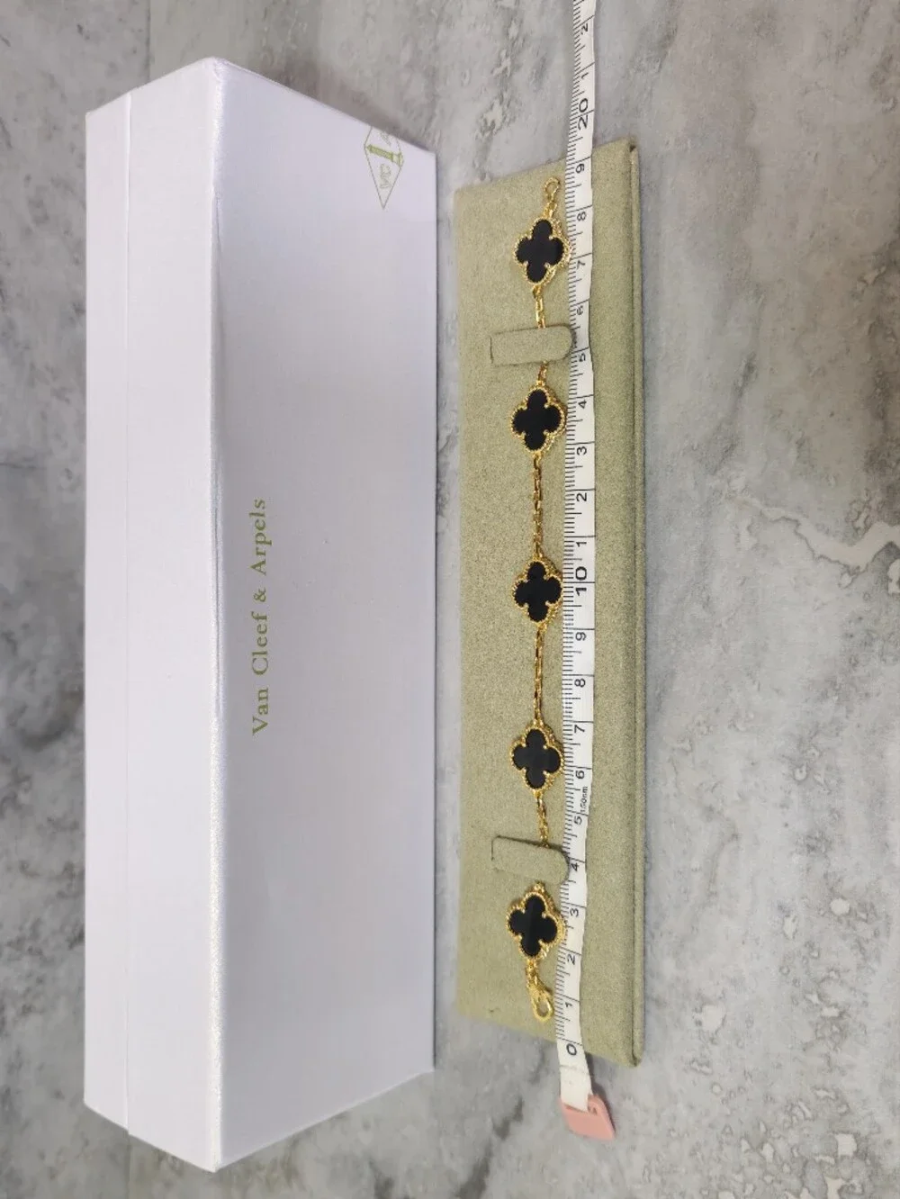 Van Cleef & Arpels Vintage Alhambra Black Onyx Bracelet✨️